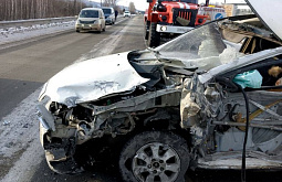 В страшном лобовом ДТП в Бурятии мгновенно погиб человек