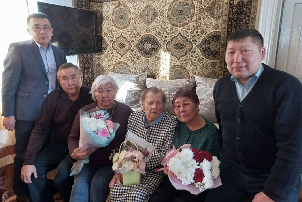 � ����-��������� ������ 98-����� �������� ������� �����