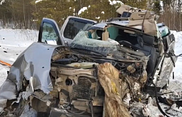 Отец и 15-летний сын погибли в ДТП в Иркутской области 