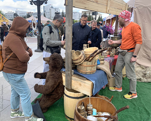 � ����-��� ����� �������� ������������� ���������� ��������-�������