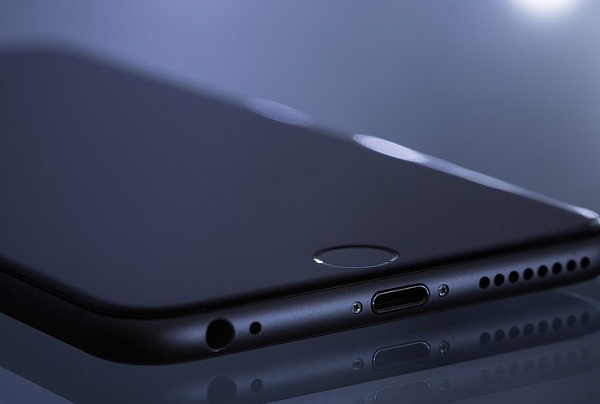 ������� ������� ������� ����-������ ������� iPhone 