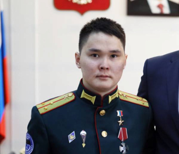 Спасший 150 сослуживцев Балдан Цыдыпов получил ещё одно звание