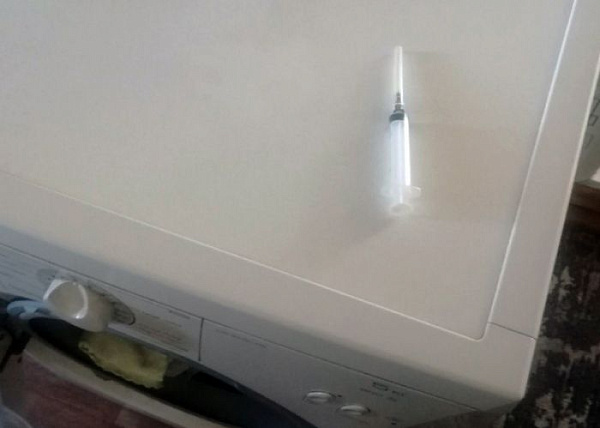 � ����-��� ��������� ������� �����������, ������� ������� � ��� ���