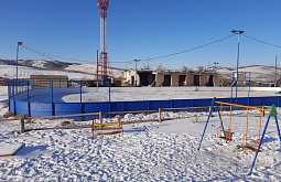 В Забайкалье новенькая хоккейная коробка превратилась в «убитую»