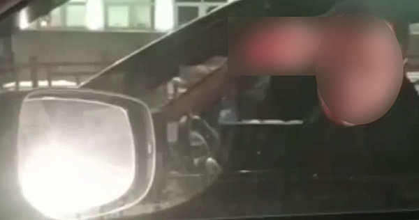 «Я тебя найду, чёрт!»: В Иркутске задержали автохама и арестовали его машину