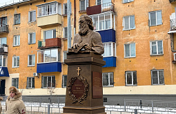 В Чите установили бюст святителя Луки Крымского