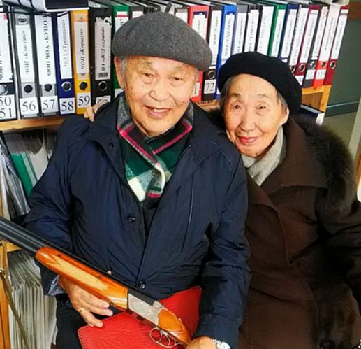 Житель Бурятии сдал ружьё, подаренное на 50-летие 