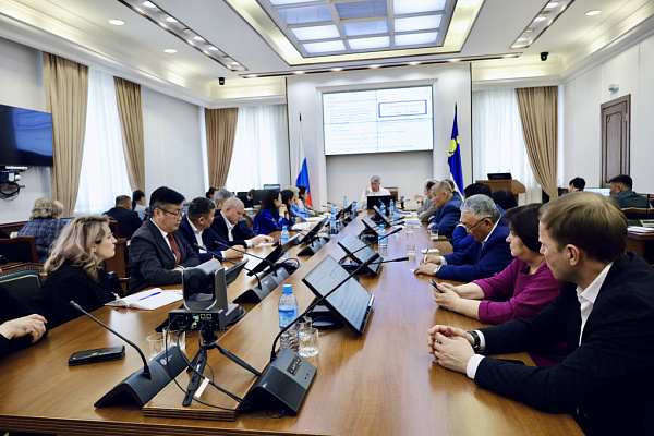 ����� ������� ������ �������� ��������������� ���������� � ������