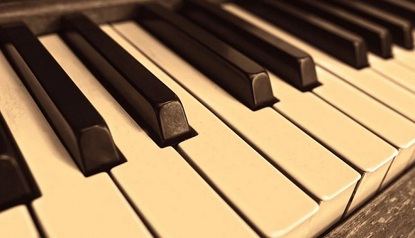 В 26 детских школ искусств Бурятии поступят новые пианино
