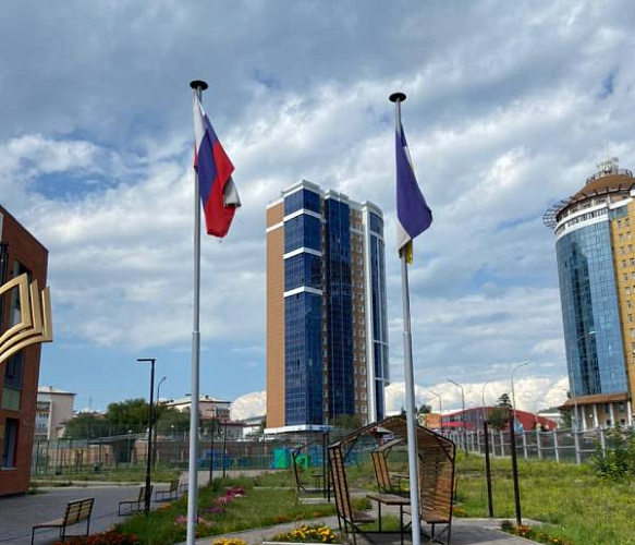 В школах Улан-Удэ неделя будет начинаться с поднятия флага 