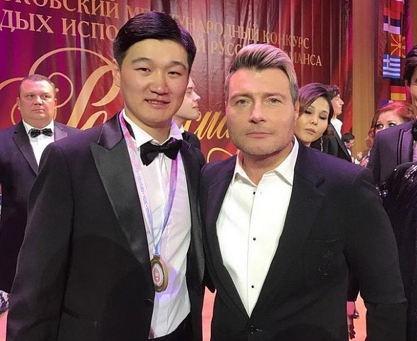 Улан-удэнец стал звездой «Романсиады» 