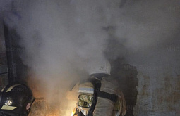 В Приангарье из-за «кривых рук» произошёл пожар в подъезде