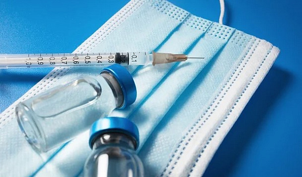 Глава ВОЗ отметил, что вакцины от ковида не предотвращают полностью передачу вируса