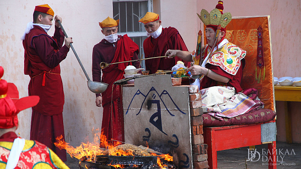 В Улан-Удэ проведут большой буддийский обряд, исполняющий желания