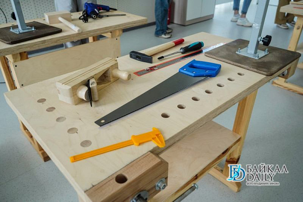 В Бурятии сохраняется острая нехватка кадров в мебельной отрасли 