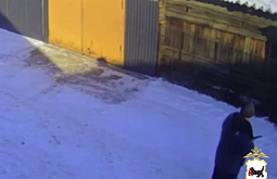 Житель Иркутской области выстрелил из ружья в забор соседа