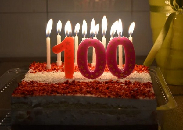     100  