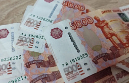 В Иркутской области бизнесмен выплатил работягам 1,5 млн долга по зарплате