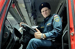 Лучшим водителем пожарного автомобиля в Улан-Удэ стал опытный шофёр