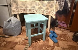 Житель Бурятии до смерти избил отца сожительницы табуретом 