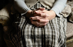 Житель Бурятии обокрал свою 90-летнюю прабабушку 