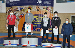 Борцы Бурятии выиграли 12 медалей всероссийского турнира