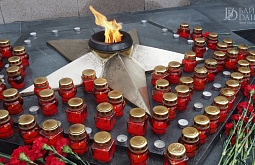 � ����-��� ������ ����� � ������ � �������� � ������� �������������