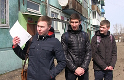 Школьники в Иркутской области спасли бабушку из горящей квартиры