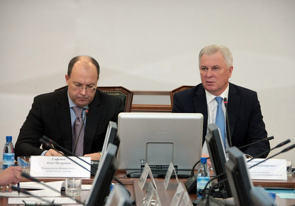 ����� ���������� ��������� ����� ������� � 2 ��������� �������� 