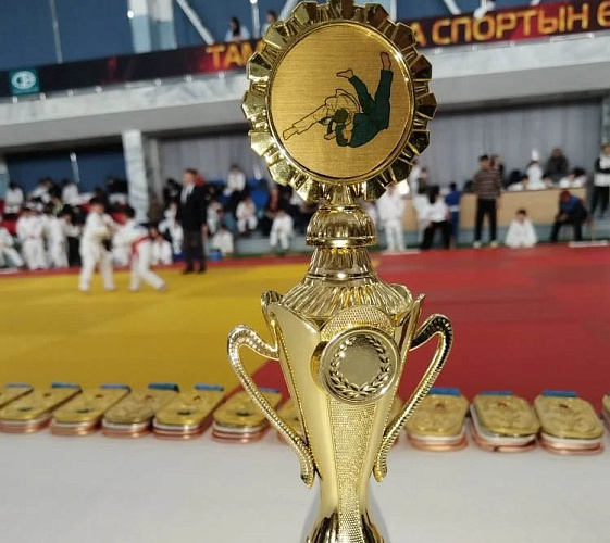 ��������� ������ ������� ���������� �� ������� � ��������