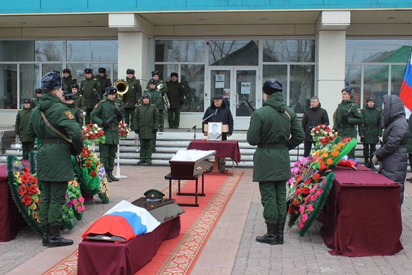 В Бурятии простились с погибшим на Украине 22-летним военным 