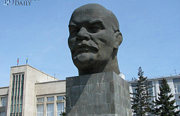 ����� ����-��� �������� ������������ � ��������� �� ����� �� 200 ����� 