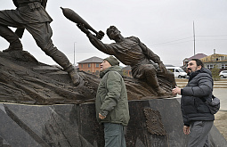В Туве откроют памятник братьям-миномётчикам