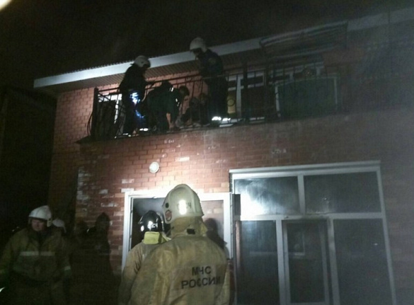 Пять человек пострадали на пожаре в хосписе в Иркутске (фото) 