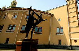 � ����-��� ����� ����� � ������ ���� ����-�������