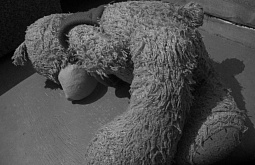 В Чите мать и отчим отправились за решётку за жестокие истязания дочери