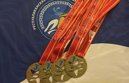 Пловцы Бурятии завоевали 20 медалей на турнире в Иркутске 