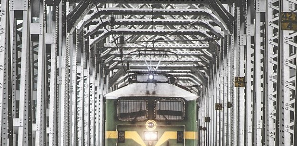 ���������� ������������ ����� �������� ����� ��������� � �����