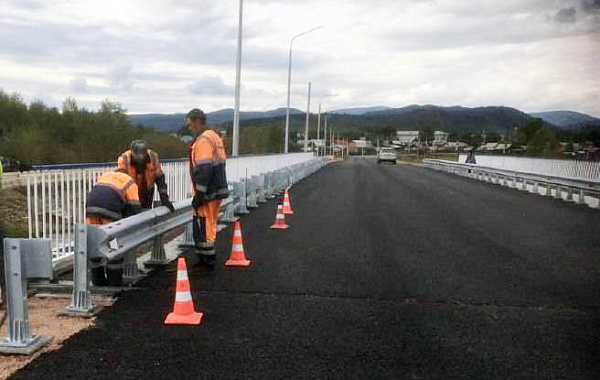 В райцентре Бурятии завершается реконструкция моста