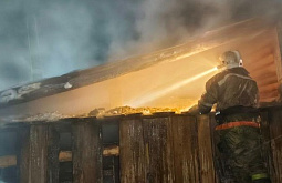 При пожаре в селе Бурятии спасли 12 жизней