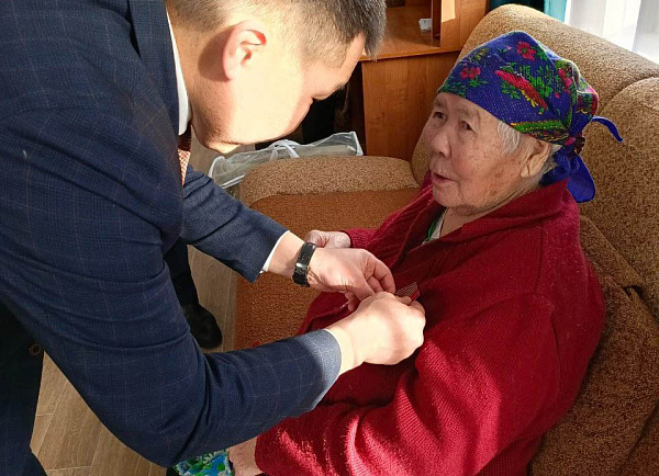 � ������ ������� ������������ ����������� � ����� 80-����� ������