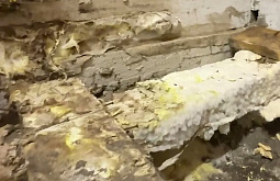 В Бурятии грибок 10 лет «поедает» здание детского сада