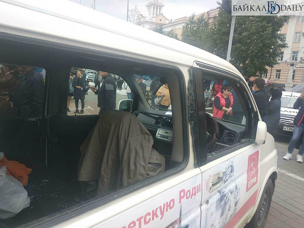 Двух главных протестующих с площади Советов Улан-Удэ задержали 