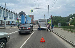 В Иркутске автобус сбил ребёнка на самокате