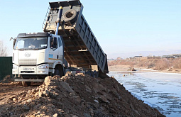 В Чите начались аварийно-восстановительные работы на реке 
