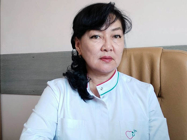 Врач из Агинского округа удостоена звания заслуженного работника здравоохранения РФ