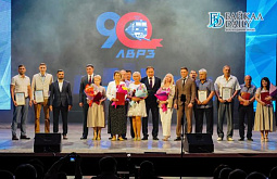 � ����-��� �������� 90-����� ����