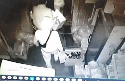 � ����-��� ������ �������� ������� ���� ���� � ������