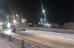 С улиц Улан-Удэ за ночь вывезли почти тысячу кубометров снега