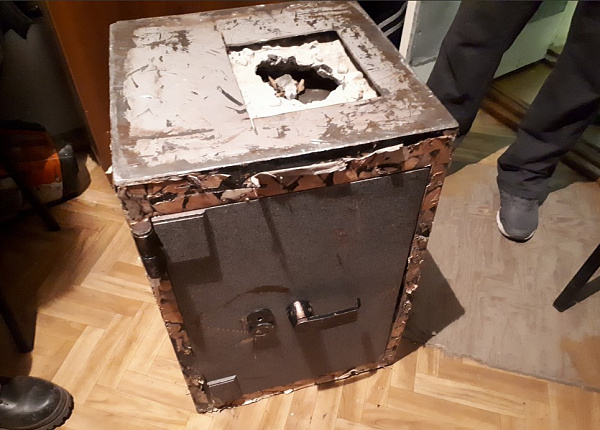 � ������� �������� ������� ��������� � ������� ���� � �������� 